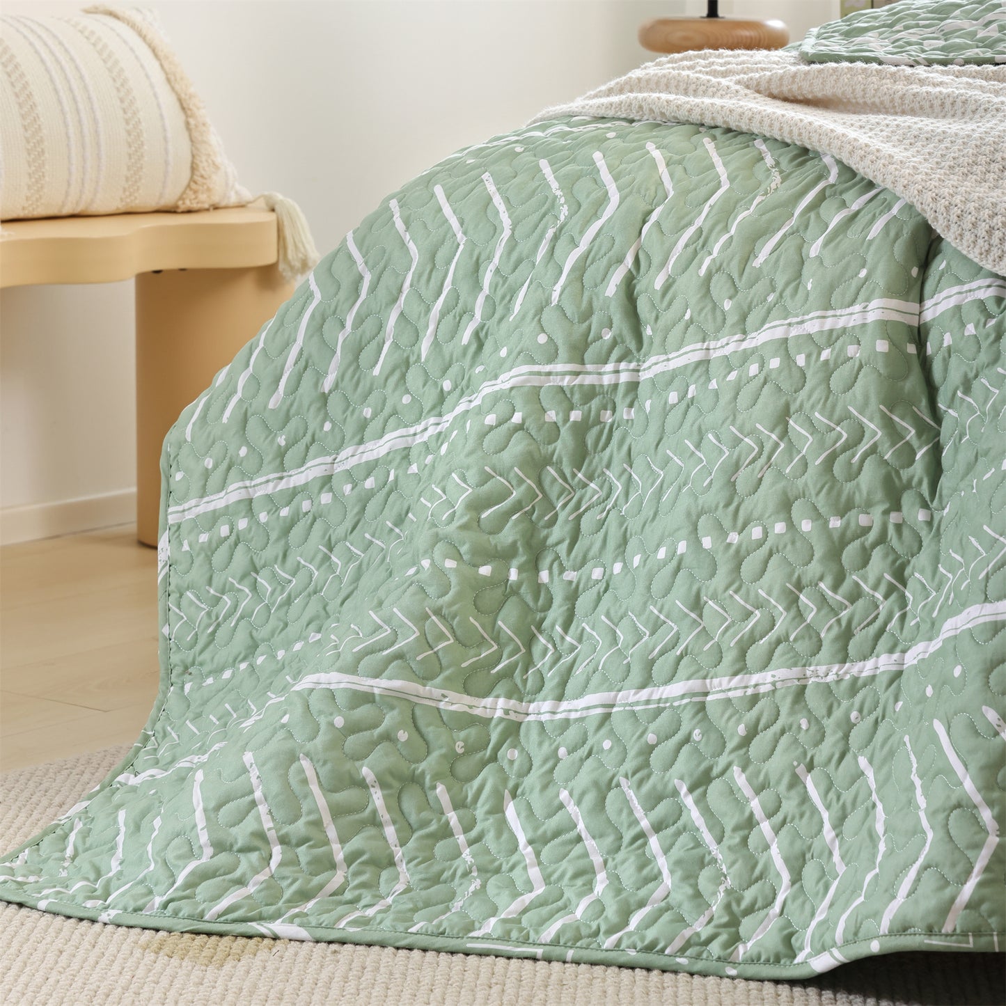Quilt Set Lightweight Boho Bedding Bedspreads with Geometric Printed for All Season 3 Piece (1 Quilt, 2 Pillowcases)
