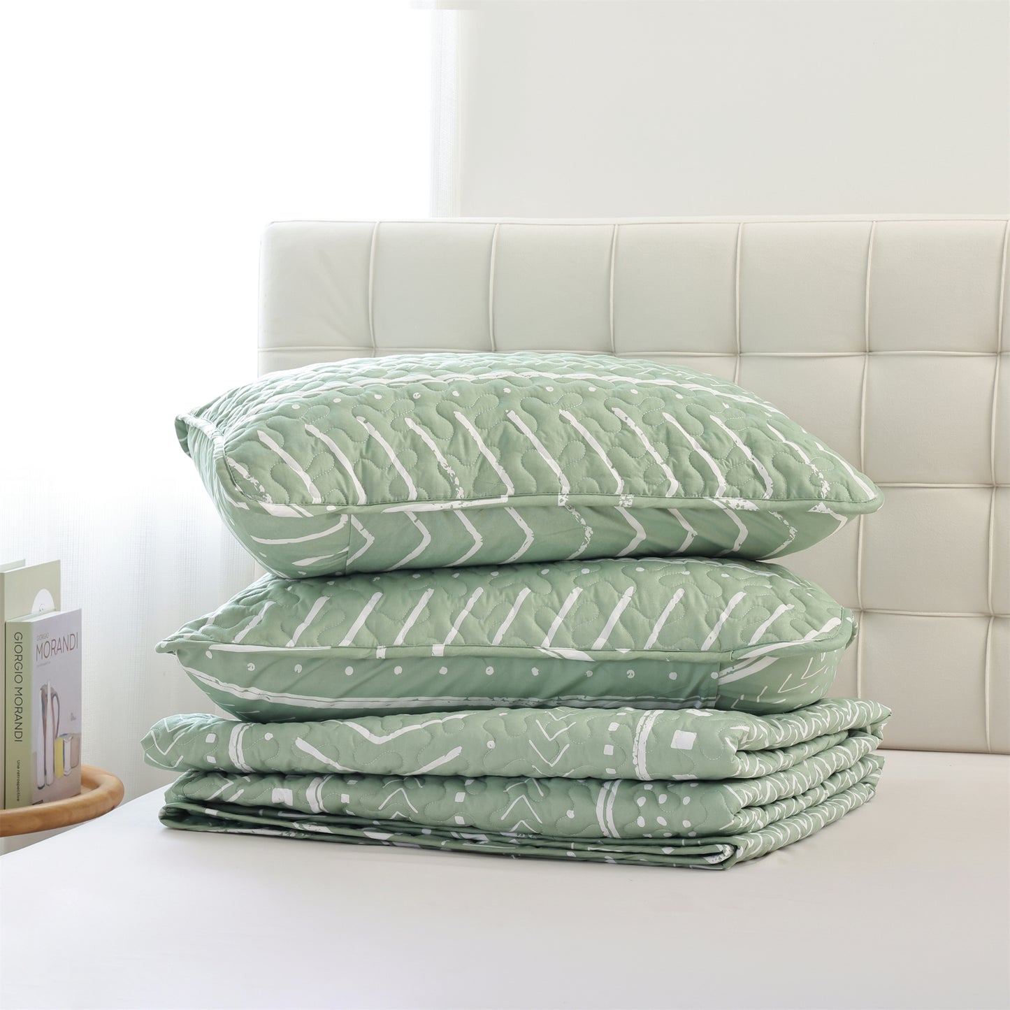 Quilt Set Lightweight Boho Bedding Bedspreads with Geometric Printed for All Season 3 Piece (1 Quilt, 2 Pillowcases)