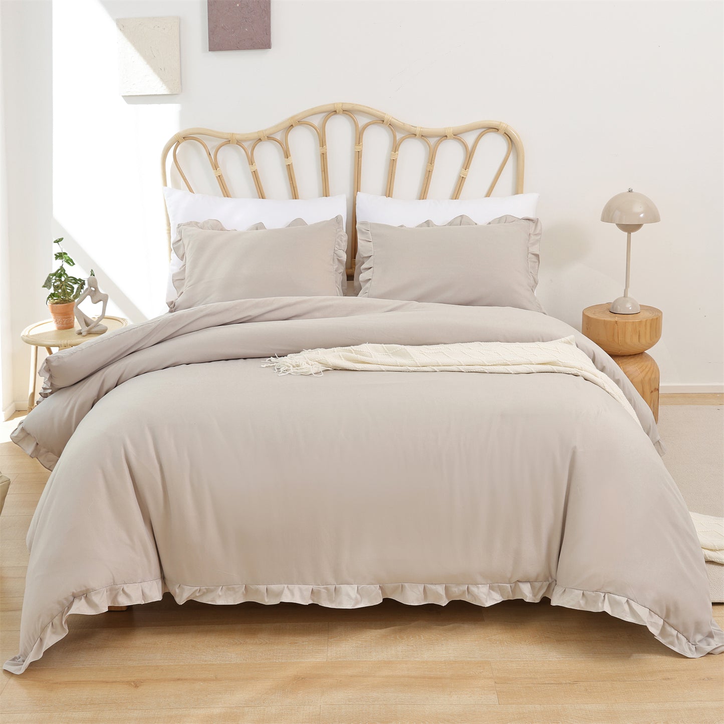 SPRINDAY Ruffled Queen Comforter Set, 3 Piece Bed in a Bag Soft Fluffy Comforter Set For All Season