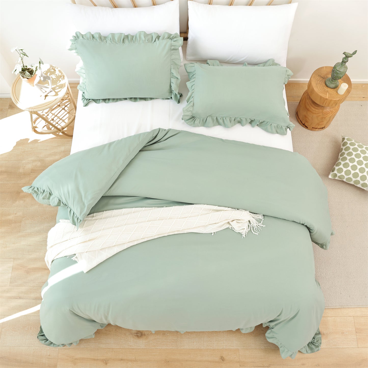 SPRINDAY Ruffled Queen Comforter Set, 3 Piece Bed in a Bag Soft Fluffy Comforter Set For All Season