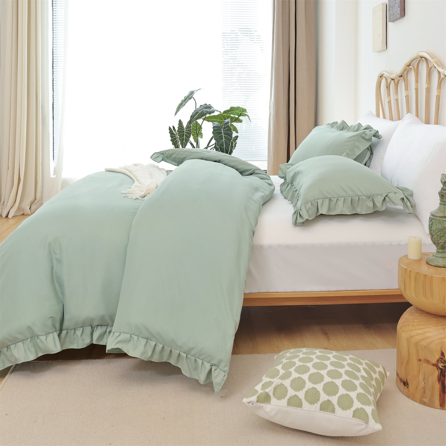 SPRINDAY Ruffled Queen Comforter Set, 3 Piece Bed in a Bag Soft Fluffy Comforter Set For All Season