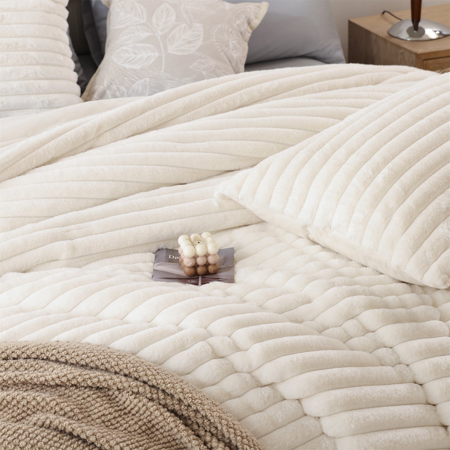 SPRINDAY Fluffy Fleece Luxury Fuzzy Reversible Bedding Comforter Set, Soft & Warm Comforter All Season with Pillow Case