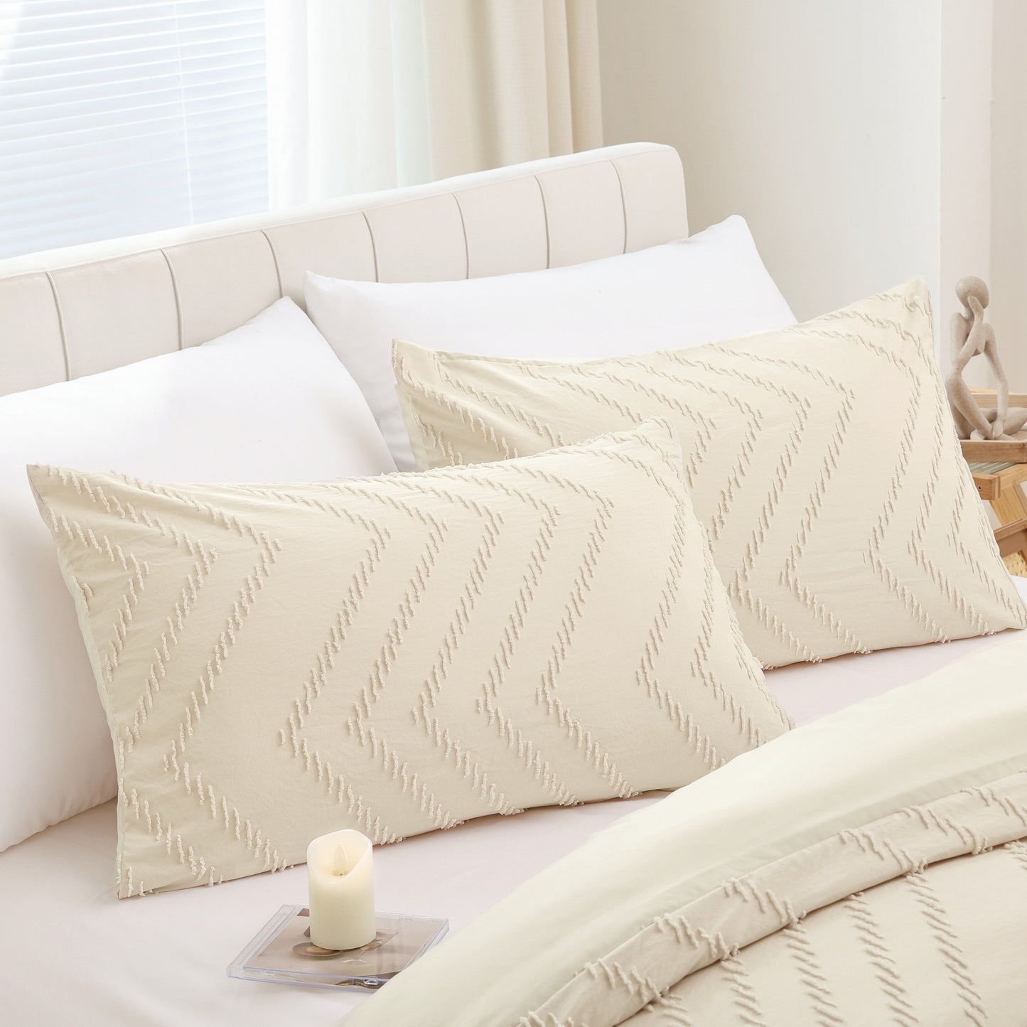 Sprinday Vertical Tufted Lightweight Neutral Comforter Sets