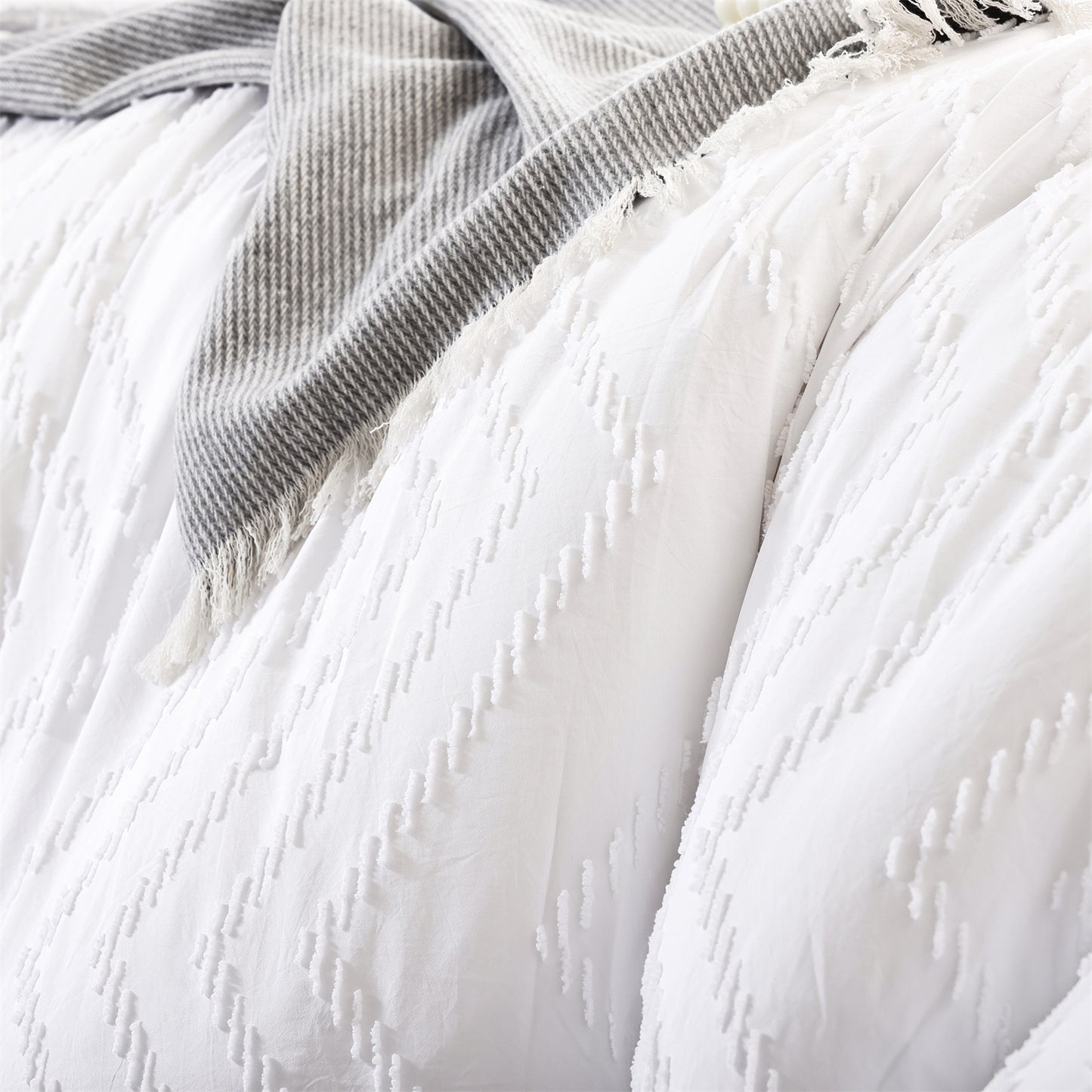 Sprinday Vertical Tufted Lightweight Neutral Comforter Sets