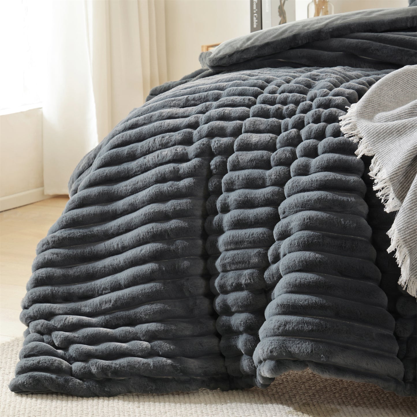 SPRINDAY Fluffy Fleece Luxury Fuzzy Reversible Bedding Comforter Set, Soft & Warm Comforter All Season with Pillow Case