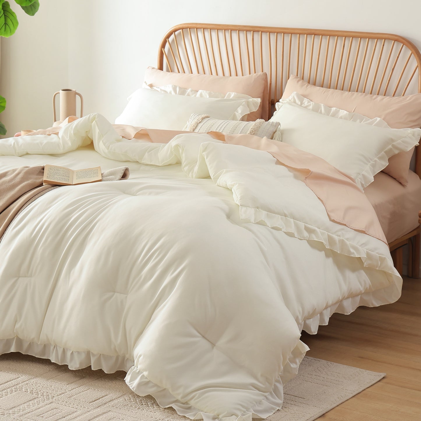SPRINDAY Ruffled Queen Comforter Set, 3 Piece Bed in a Bag Soft Fluffy Comforter Set For All Season