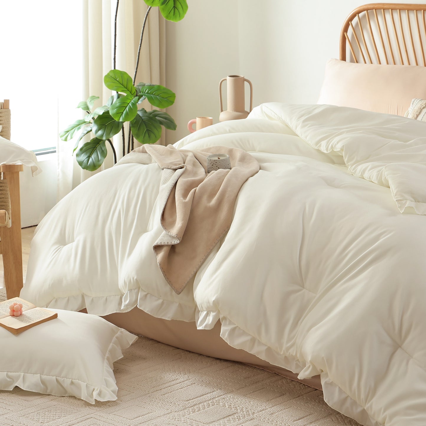 SPRINDAY Ruffled Queen Comforter Set, 3 Piece Bed in a Bag Soft Fluffy Comforter Set For All Season
