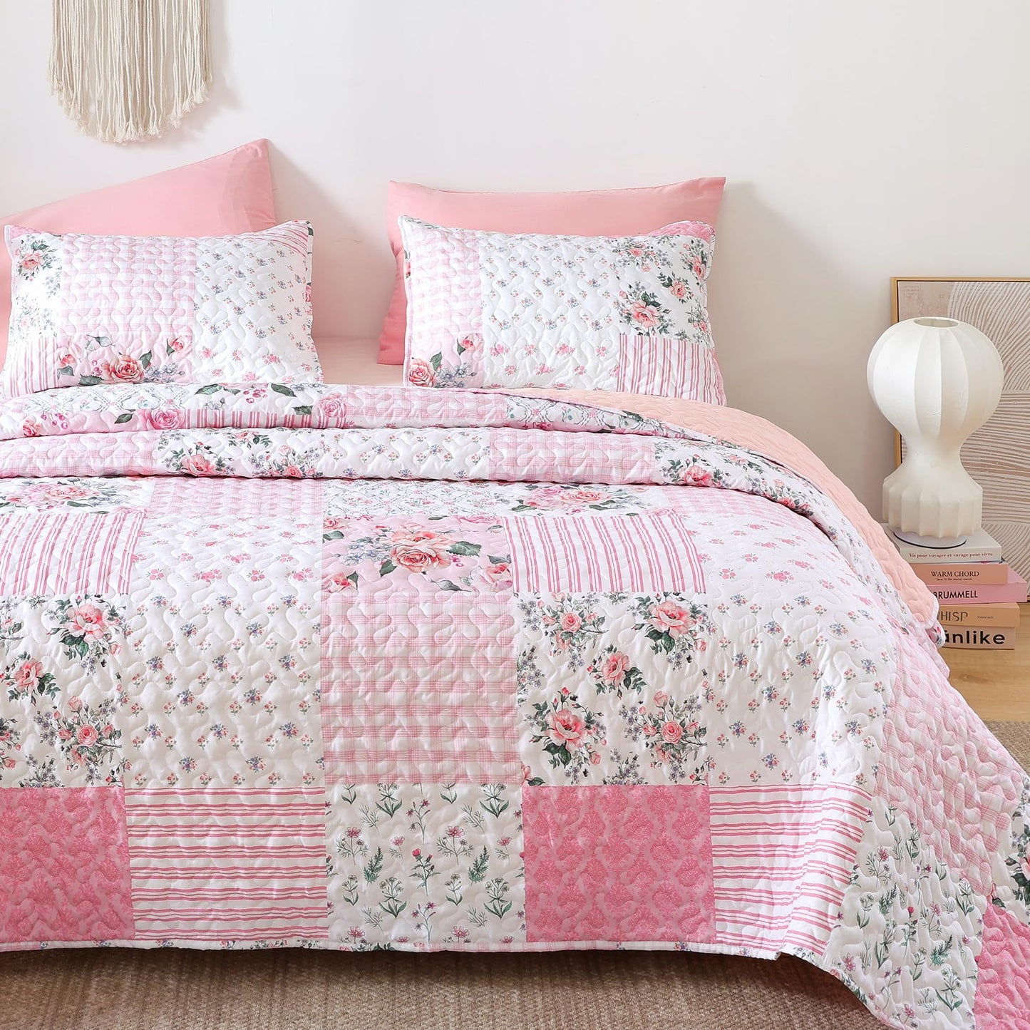 Quilt Set  Lightweight Boho Bedding Bedspreads with Geometric Printed for All Season 3 Piece (1 Quilt, 2 Pillowcases)