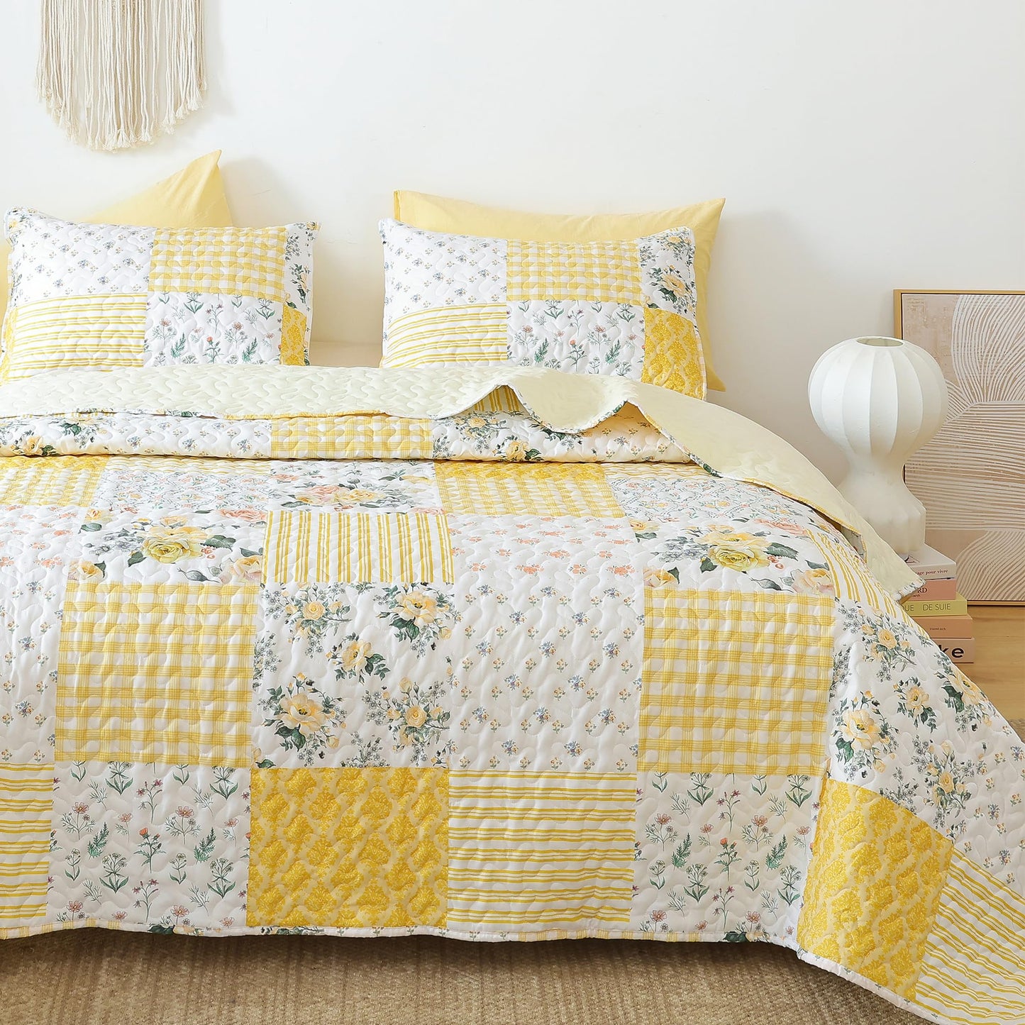 Quilt Set  Lightweight Boho Bedding Bedspreads with Geometric Printed for All Season 3 Piece (1 Quilt, 2 Pillowcases)