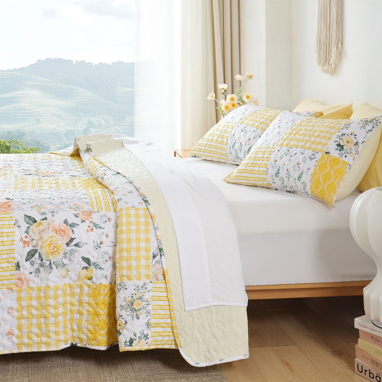 Quilt Set  Lightweight Boho Bedding Bedspreads with Geometric Printed for All Season 3 Piece (1 Quilt, 2 Pillowcases)