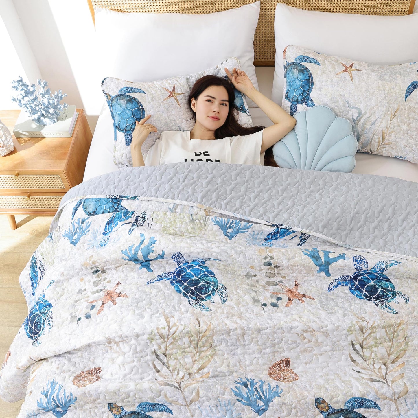 Quilt Set  Lightweight Boho Bedding Bedspreads with Geometric Printed for All Season 3 Piece (1 Quilt, 2 Pillowcases)
